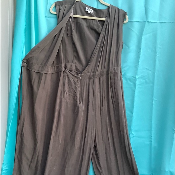 Jumpsuit - Picture 2 of 11